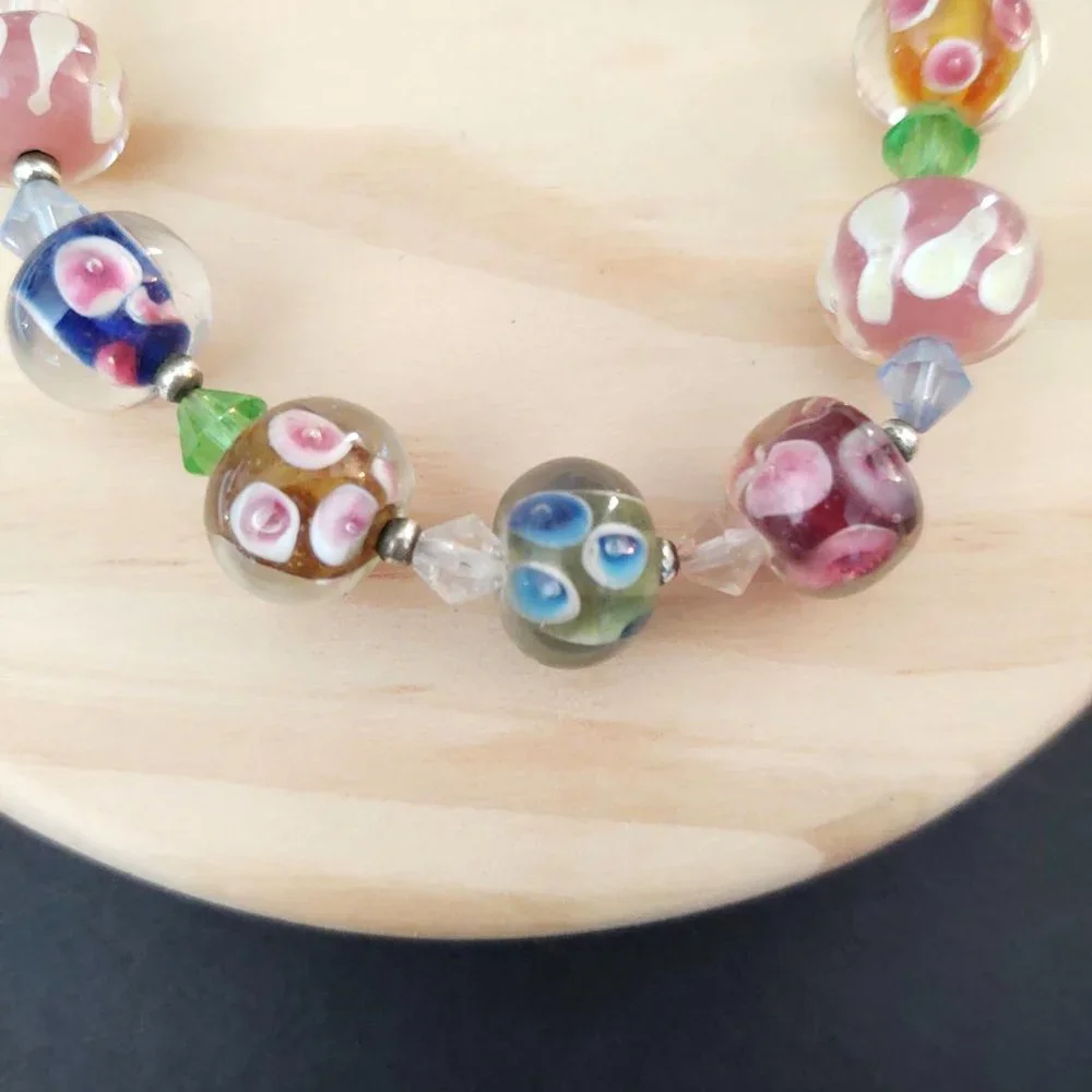 Arty glass and crystal bead bracelet - Picture 7 of 14